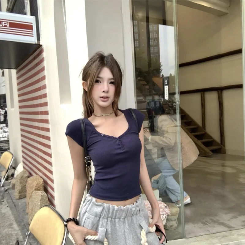 Korean Version Women Casual V-Neck Short Sleeve T-Shirt Girl New Summer Fashion Slim Fit Flattering Short Top Versatile T-Shirt