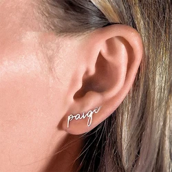 Pendientes de tuerca con nombre de escritura a mano para mujer, joyería personalizada con letras de acero inoxidable, regalo para mujer