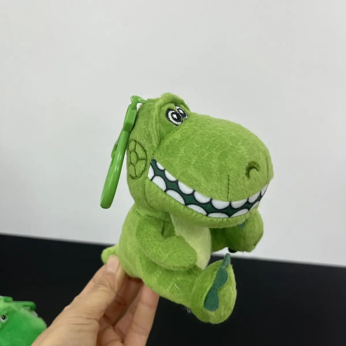 

Wholesale Toy Story Authentic Cute Plush Toy HammRex Multi-use Bag Charm Car Key Decor Birthday Christmas Gift Lovely Plush Doll