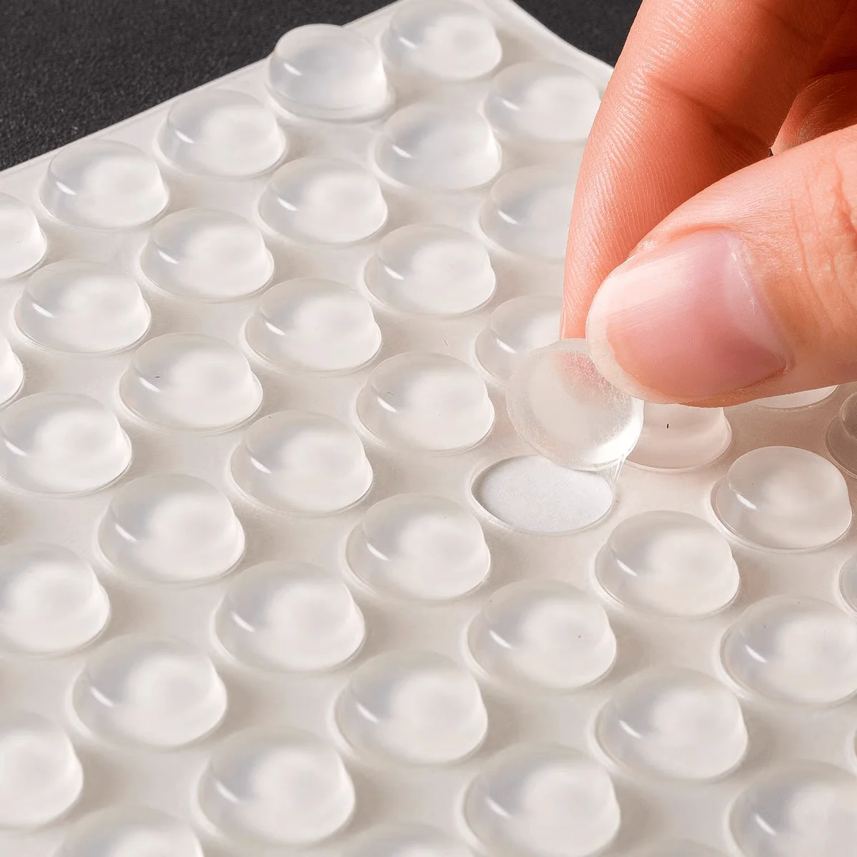 Self-adhesive transparent rubber pads and shock-absorbing cushions, ideal as anti-collision pads for drawers, photo frames and cabinet doors