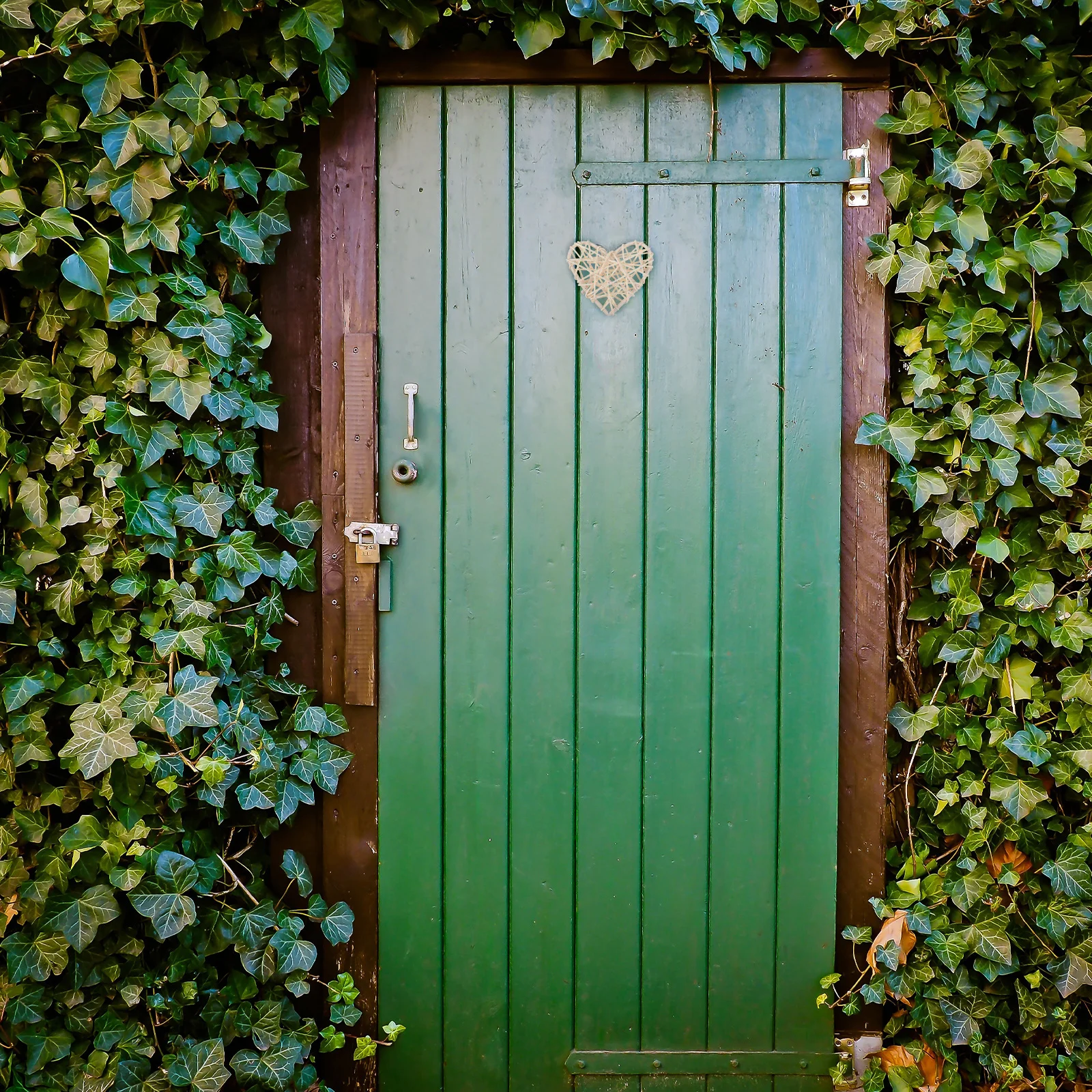 

4Pcs Heart Shaped Rattan Balls Wicker Decorations DIY Craft Pendant Hollow-Out Design for Christmas Tree Fireplace Door Gifts