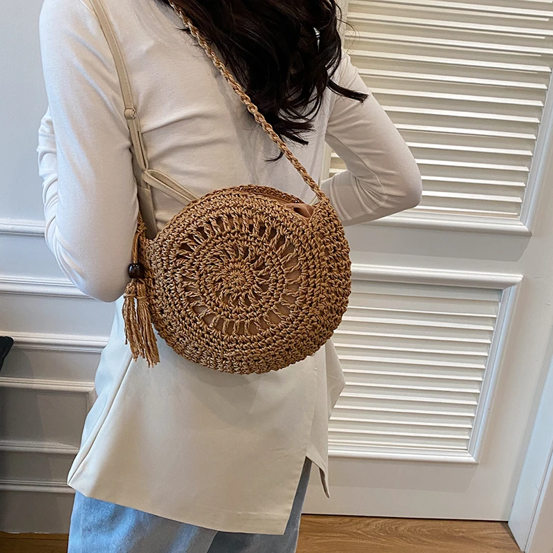 Fashion Round Woven Women's Crossbody Bag Handmade Crochet Solid Straw Shoulder Bags Purse with Tassel Boho Beach Bag for Summer