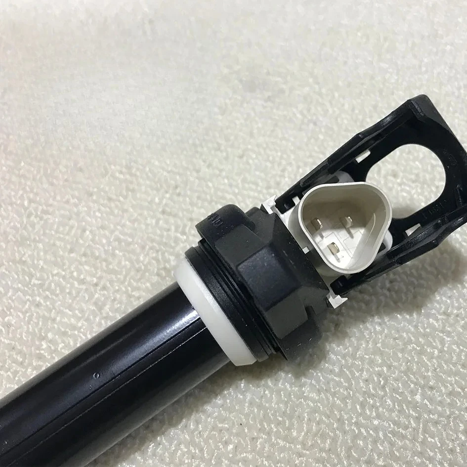 High Quality Auto Parts Popular Sell Engine System Ignition Coil OEM 12137841556 for BMW 5 Series E60 E61 6 Series E63 E64