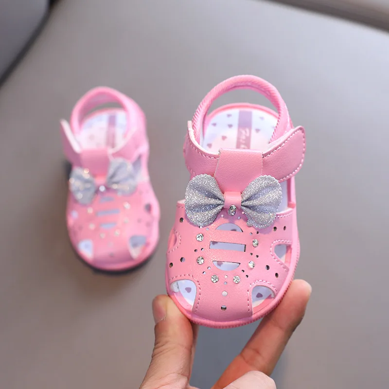 босоножки Summer New Baby Soft Sole Walking Shoes Baby\'s Name Is Sandals 0-3 Year Old Girl Princess Baby Shoes Children\'s Shoes