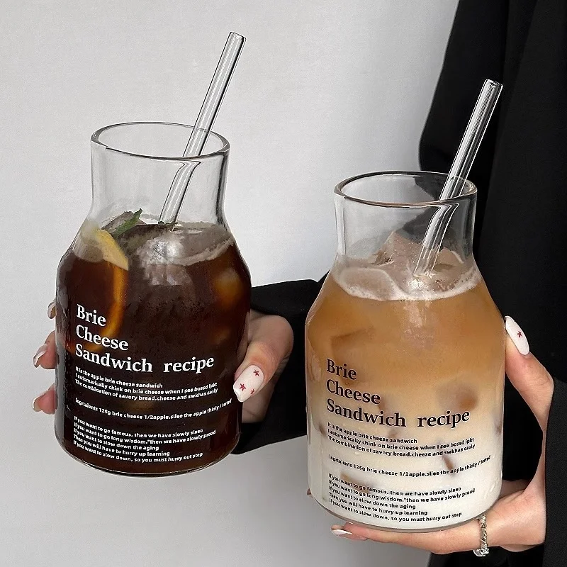 

650ML modern large-capacity glass coffee cup with straw cover and thick wall can be reused, can be washed in the dishwasher