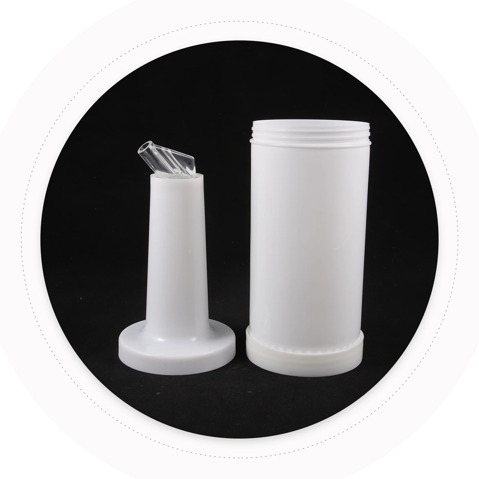 

6pcs Juice Pitcher Bar Pour Bottles Liquor Syrup Sauce Vinegar Oil Plastic Bartender Drink Dispenser Containers Fruit