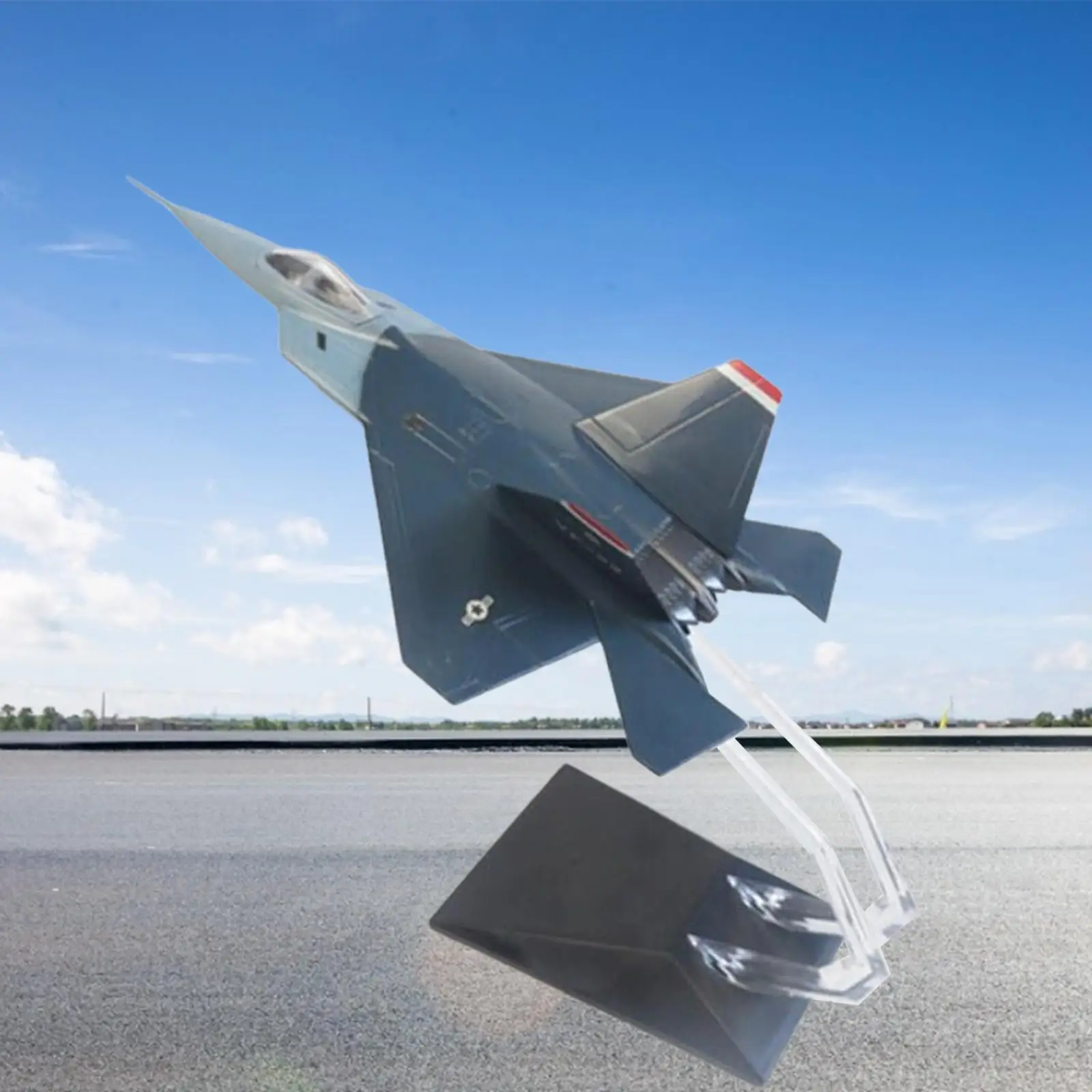 1/72 Scale F22 Fighter Aircraft Model with Display Stand Simulation Plane Model for Holiday Gifts Keepsake Home Shelf Desktop