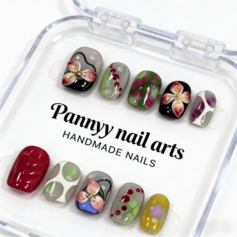 

10pcs Short Square Handmade Acrylic False Nails Vibrant Floral & Geometric Print with Gold Accent Decor Full Cover Fake Nails