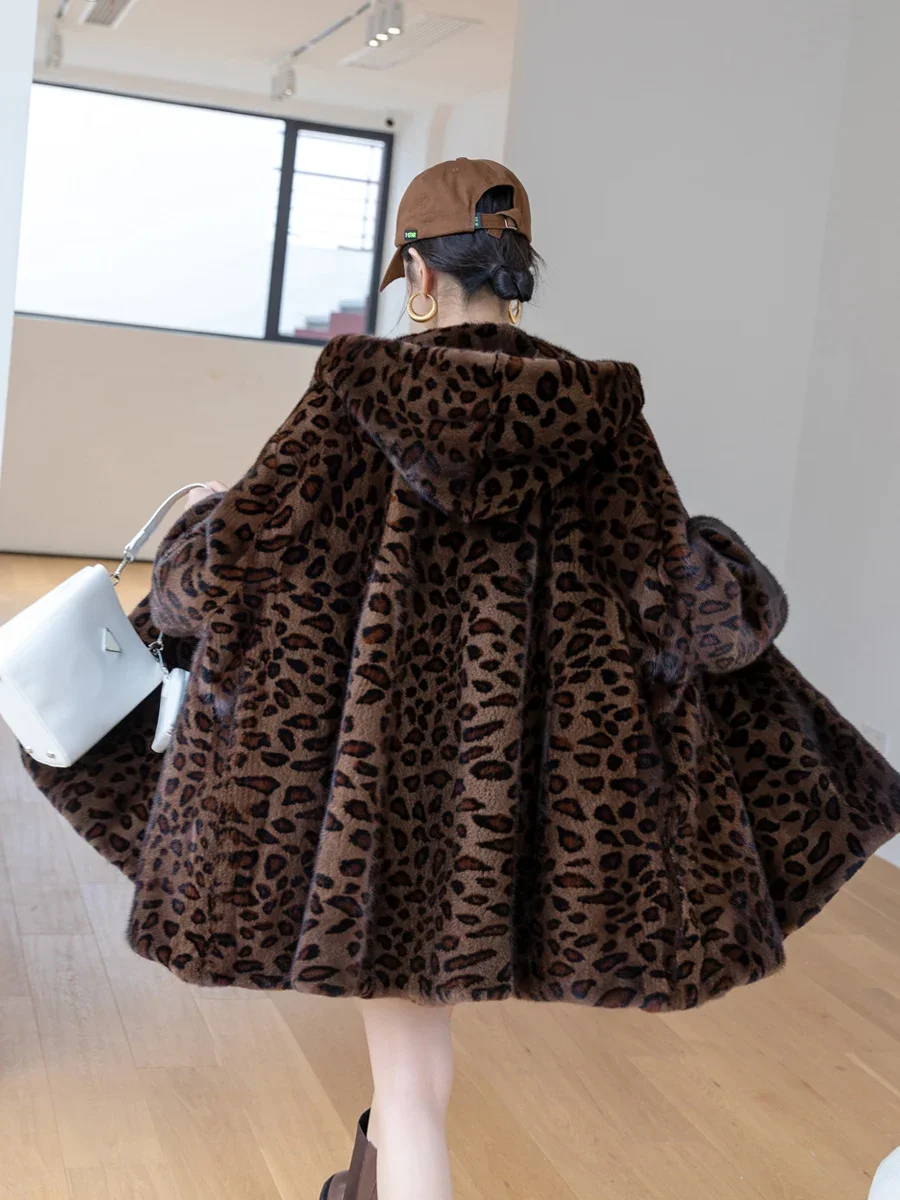 

Mink coat women's whole mink medium and long hooded cape version leopard mink fur coat