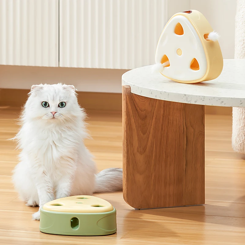 Wholesale Bionic Design Cute Cheese Shape Interactive Pet Toy Automatic Infrared Sensing Smart Amusing Cat Non-slip Foot Pads