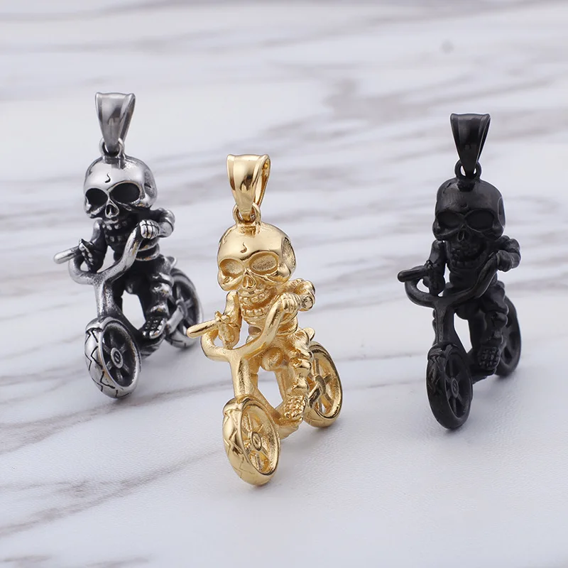 Wholesale Hot Sale Trendy Punk Style Stainless Steel Skull Motorcycle Pendant 18k Gold Plated Soul Chariot Men's Rock Necklace