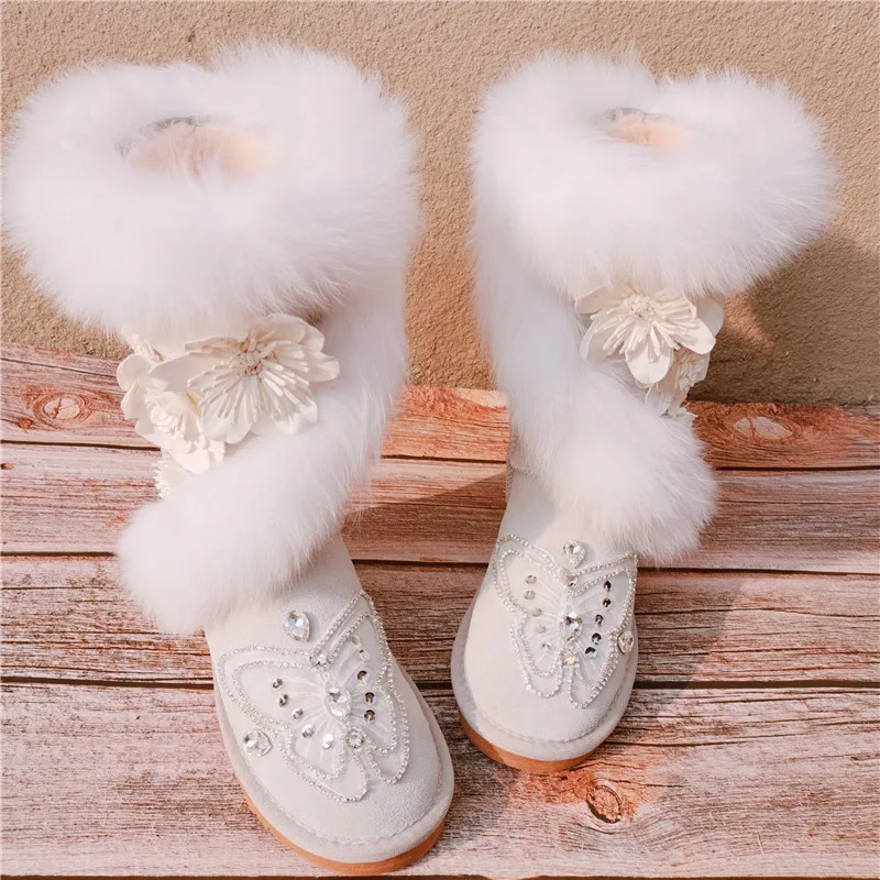 Genuine Leather 2023 Big Fox Fur Woman Snow Boots Warm Plush Tall Boots X-mas Luxury Handmade Floral Rhinestones Winter Shoes