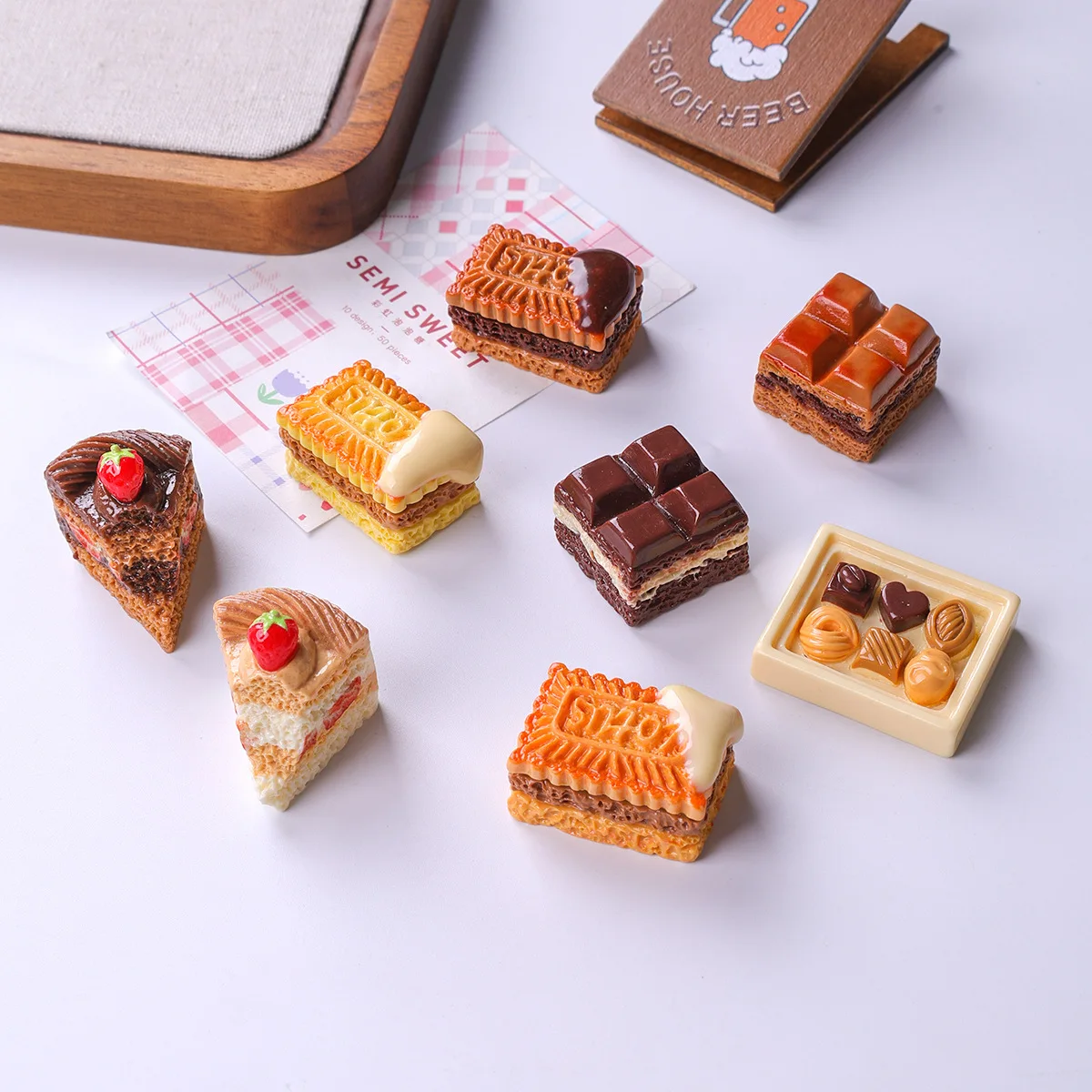 5pcs Mini Cake Cookie Chocolate Models Miniature Dessert Food Resin Accessories Sweet Food Decoration Desktop Ornament Craft