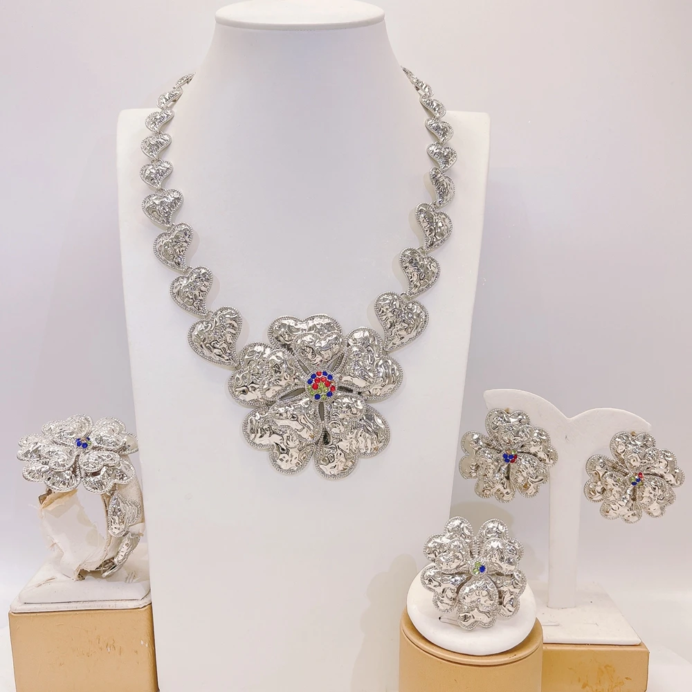 

Красочный комплект легких украшений из камней для женщин: ожерелье, серьги, браслет, кольцо, специальные аксессуары