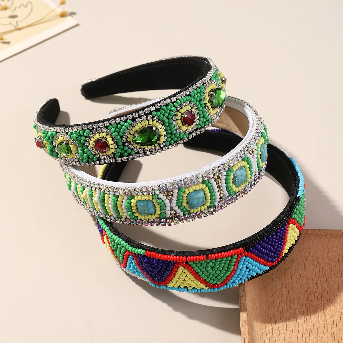 1 piece of bohemian national wind heavy industry to produce colored beaded sparkle diamond noble pattern geometric lady hair hoo