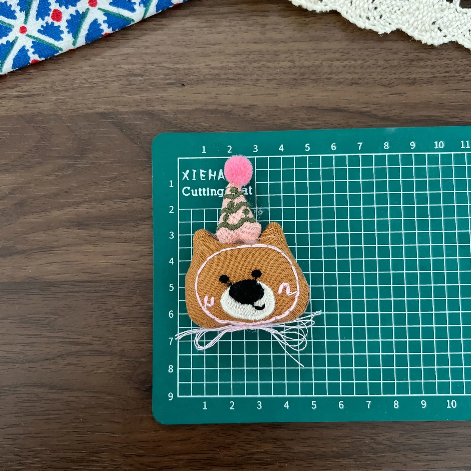 DIY Brooch Pin Plush Filled Cute Bear Head Cloth Craft Supply Keychain Charm Hair Clip Bag Decor Small Lightweight Brown