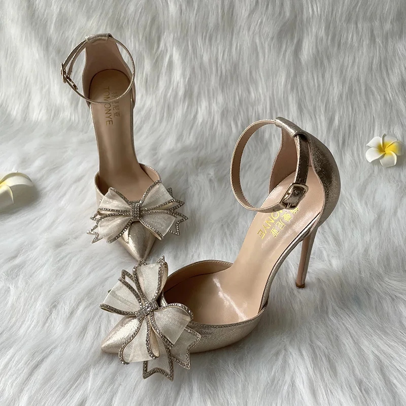 Brand Designer 2023 Light Gold Crystal Butterfly Knot Open In The Middle Women Lady Ankle Strap Evening Dress Shoes Spring Pump