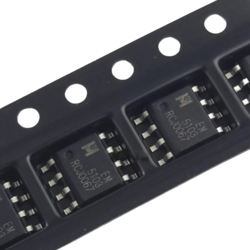 10PCS/LOT EM5103 EM5103GE 5103 SOP8 Linear regulator IC chip
