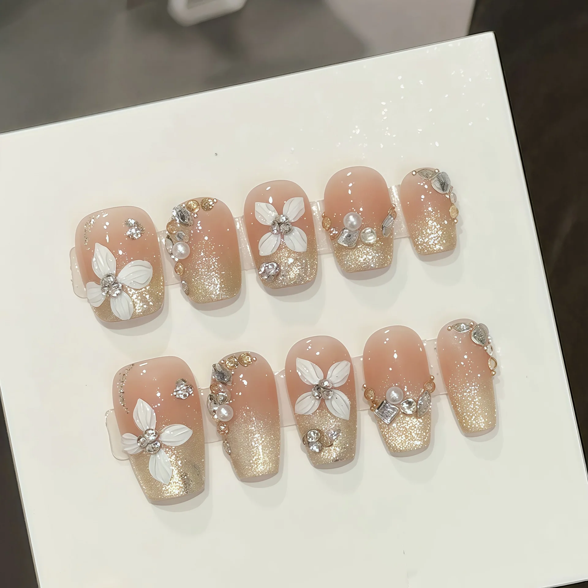 10Pcs Short Ballet Handmade Fake Nails Nude Pink Full Cover Nail Tips with Butterfly Design Wearable French Press on False Nails