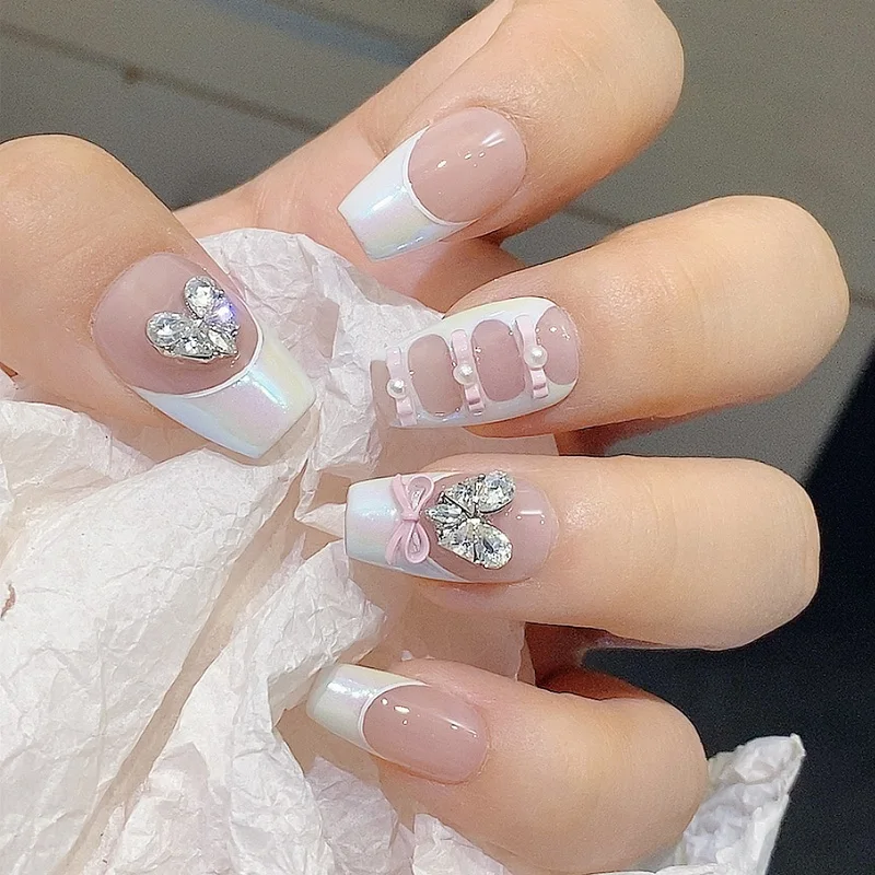 TSZS 3D Luxury Heart Butterfly Zircone Nail Art Charms Shiny Pink Clear Zircone Cuore Nail Charms Decorazione delle unghie