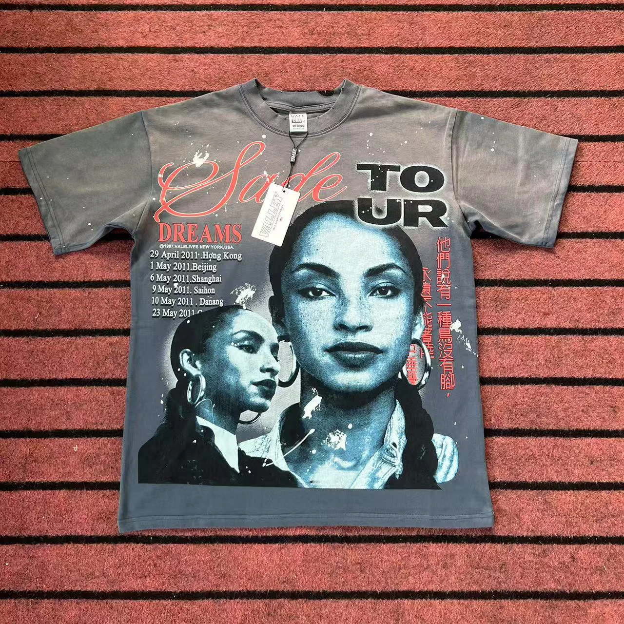 

VALLEY Female singer print Tie dye with holes T-shirt Men Women Tops Vale T-shirt