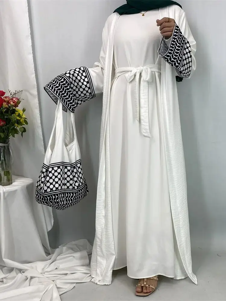 Elegant Open Abaya with Coordinating Bag product image