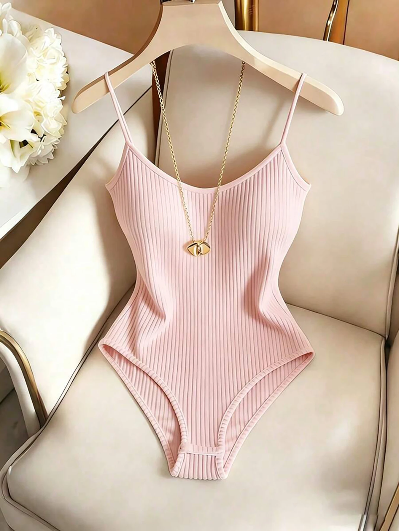Leila Spaghetti-Träger-Bodysuit, Freizeit-Bodysuit, Basic-Bodysuit, Unterwäsche-Bodysuit, Ausflugs-Bodysuit, Urlaubs-Bodysuit, Strand-Bodysuit – Detail 5