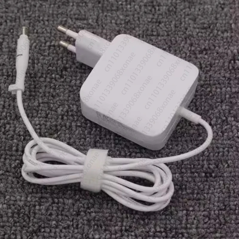 

Second-hand Notebook Power Supply 19V3.42A 3011 Small White Thin Port W16-065N4D