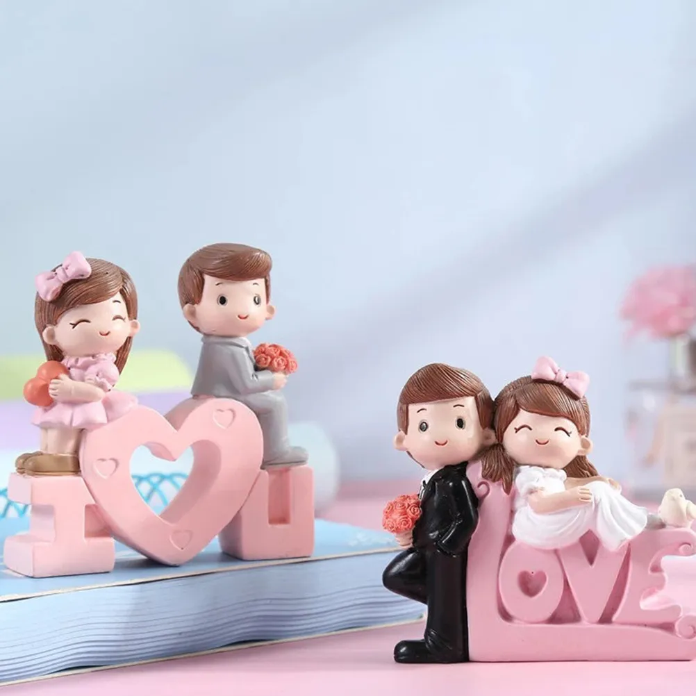 

1Pcs Resin Cake Ornaments Romantic Couple Bride Groom Sculpture for Wedding Anniversary Birthday Decoration Cake Ornaments