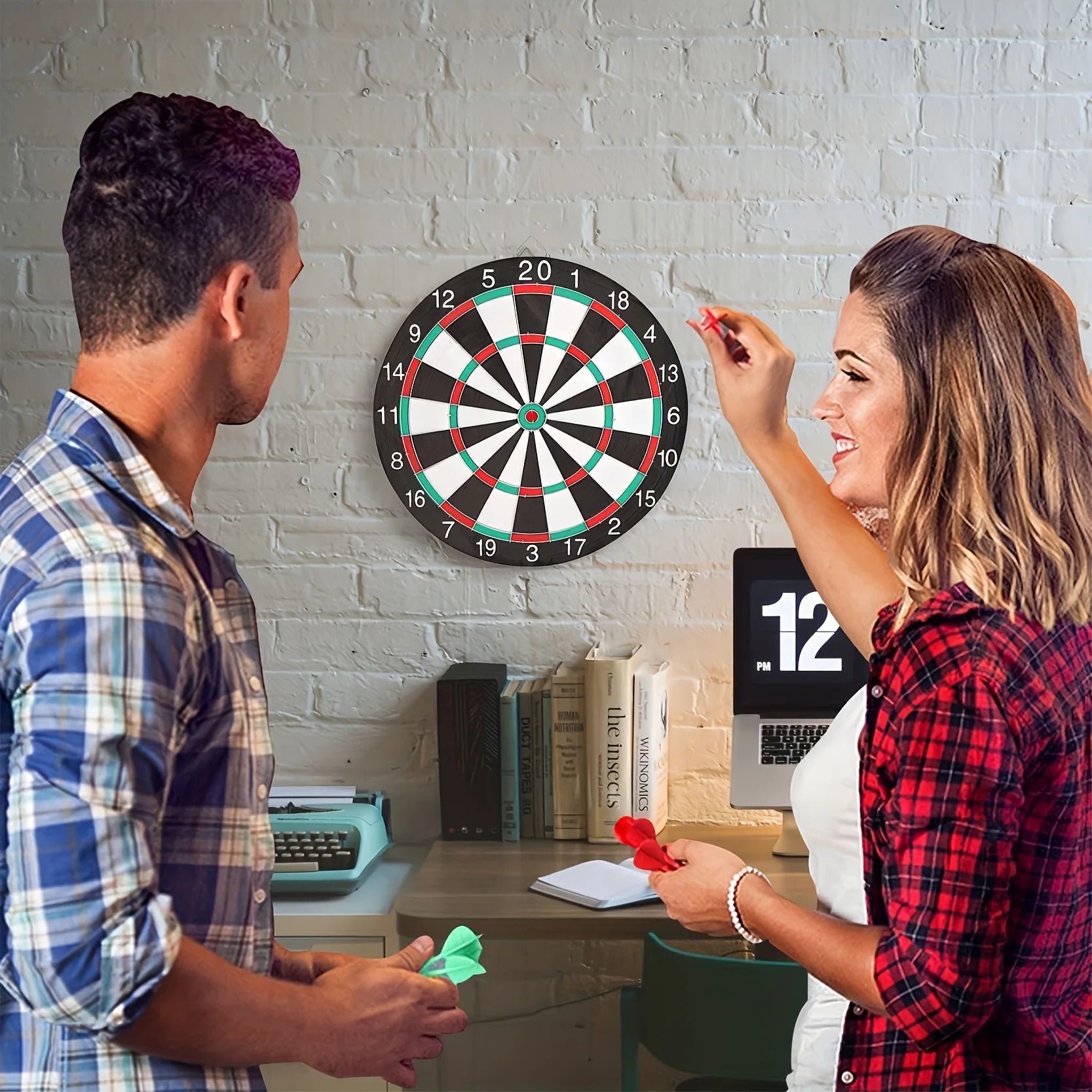 Hängendes Dartscheiben-Set, mit 20A-ähnlichem Zielfeld, leuchtenden Farben, leicht ablesbarem Punktesystem, aus Gummifaser-Material, ohne Stromversorgung – Detail 1