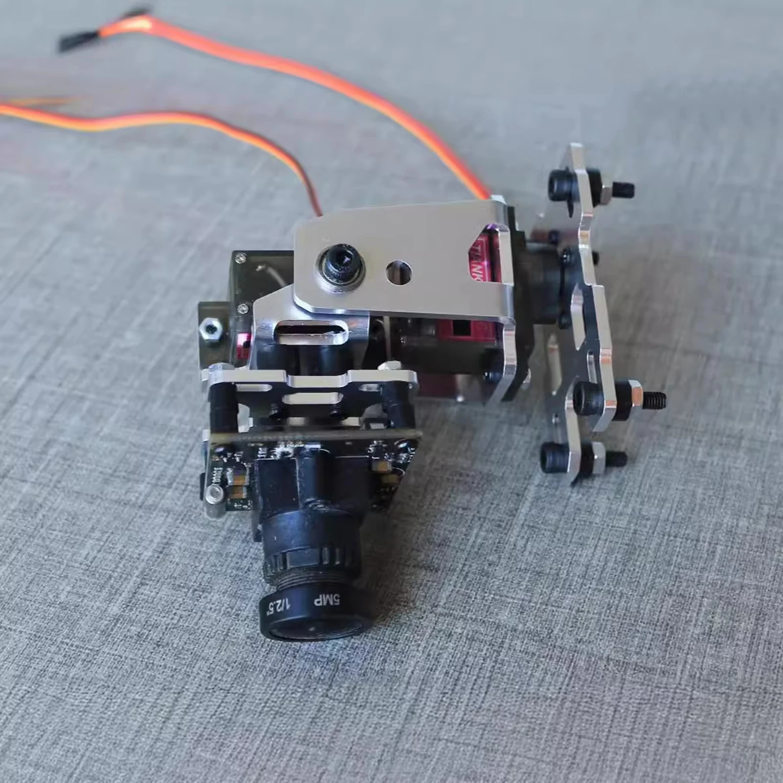 Gimbal FPV 2 axes RC avec 2 se - Drone Gimbal 2 Axis avis et prix