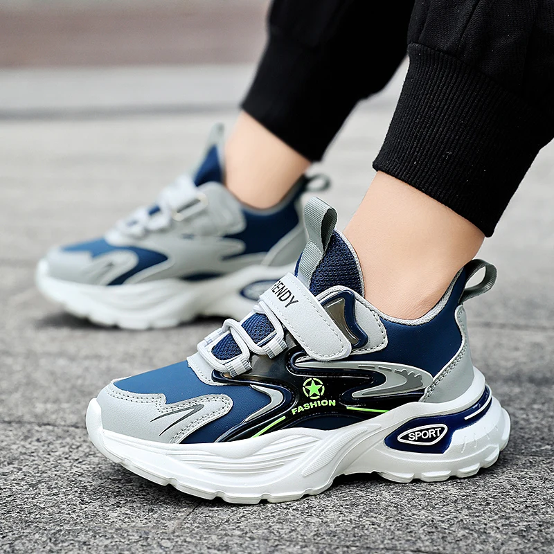 الشتاء الأطفال حذاء كاجوال 2025 مع توسيد الدفء سميكة وحيد أحذية رياضية موضة خفيفة الوزن المضادة للانزلاق الاطفال احذية الجري