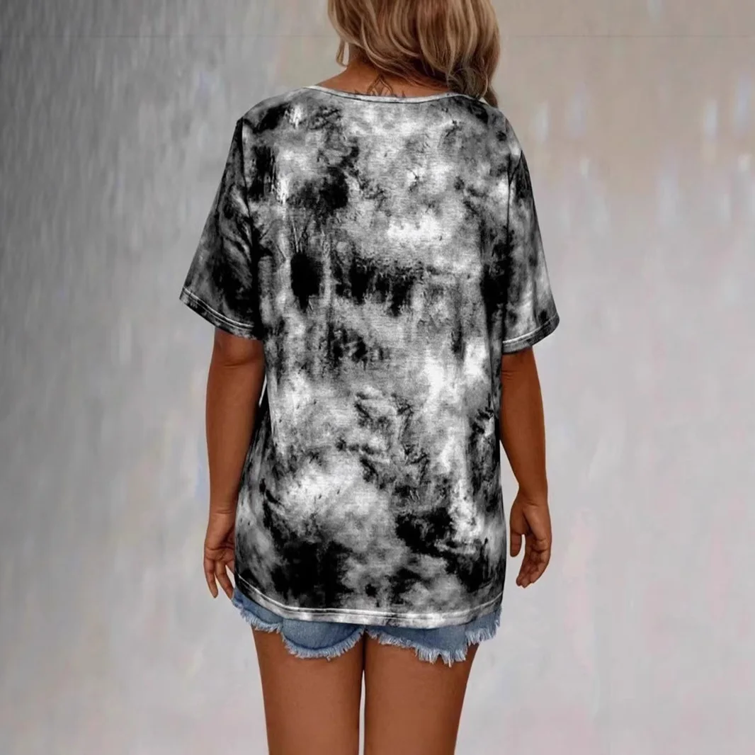 Camicia da donna con stampa 3D Tie Dye per l'estate 2025 Nuova moda con coulisse Manica corta Top larghi Camicetta da donna con fasciatura con scollo a V casual