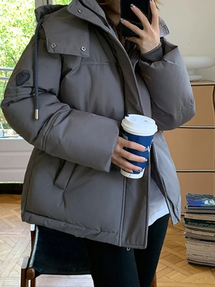 Nuevo en Otoño Invierno chaqueta con capucha abrigo corto mujer abrigo sólido ropa acolchada de algodón Parka femenina prendas de vestir exteriores abrigo de invierno
