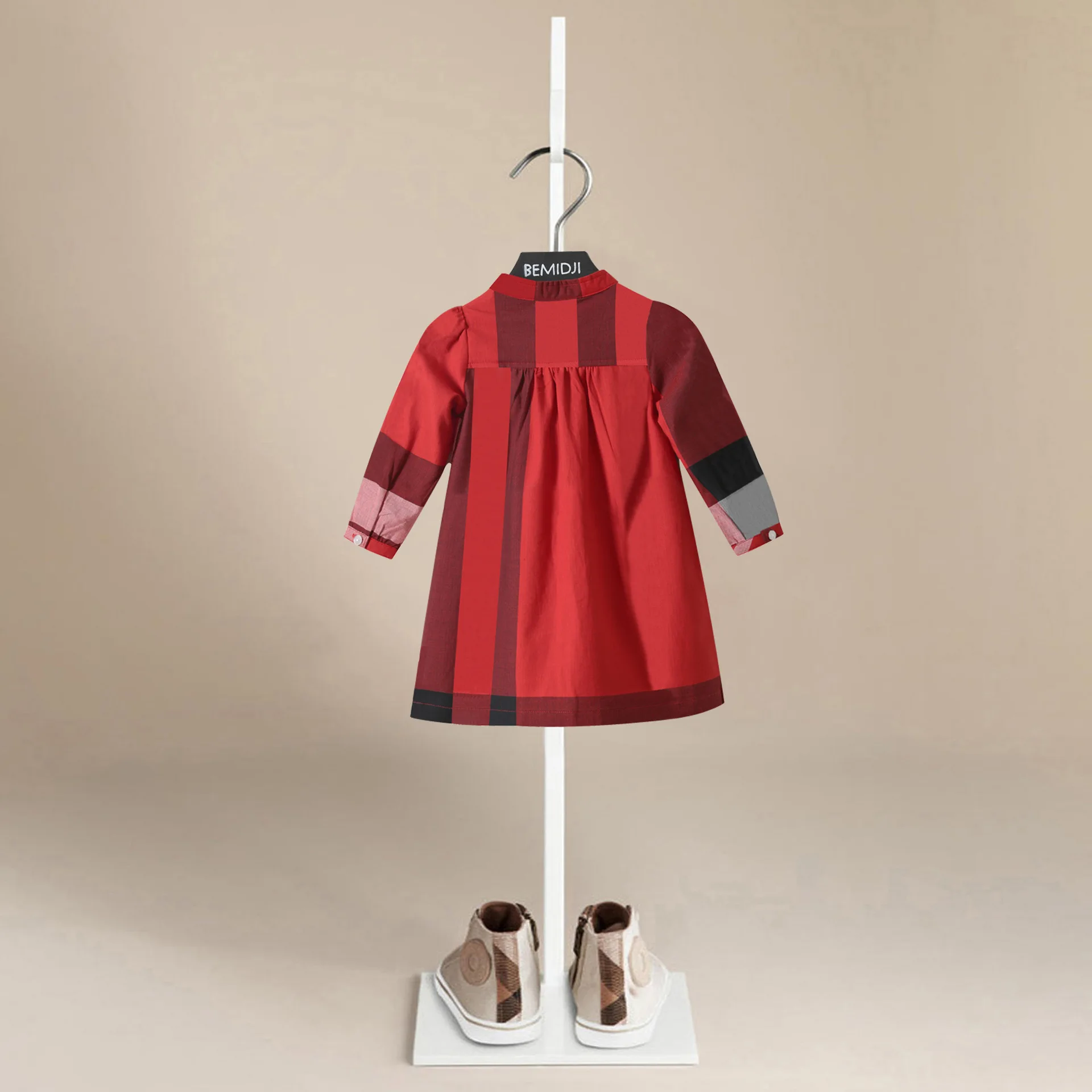 Girls Dresses Plaid Simple Fashion Spring Autumn Long Sleeve Gathered  Chest Kids Clothes Kids Girl Dress Neck Button Opening