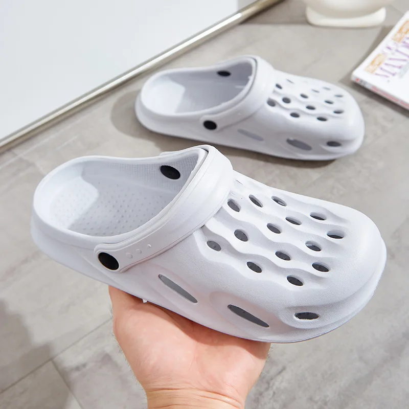 2024 New Summer EVA Non-slip Garden Shoes Men Women Hospital Work Medical Sandals Classic Nursing Clogs Waterproof Slippers