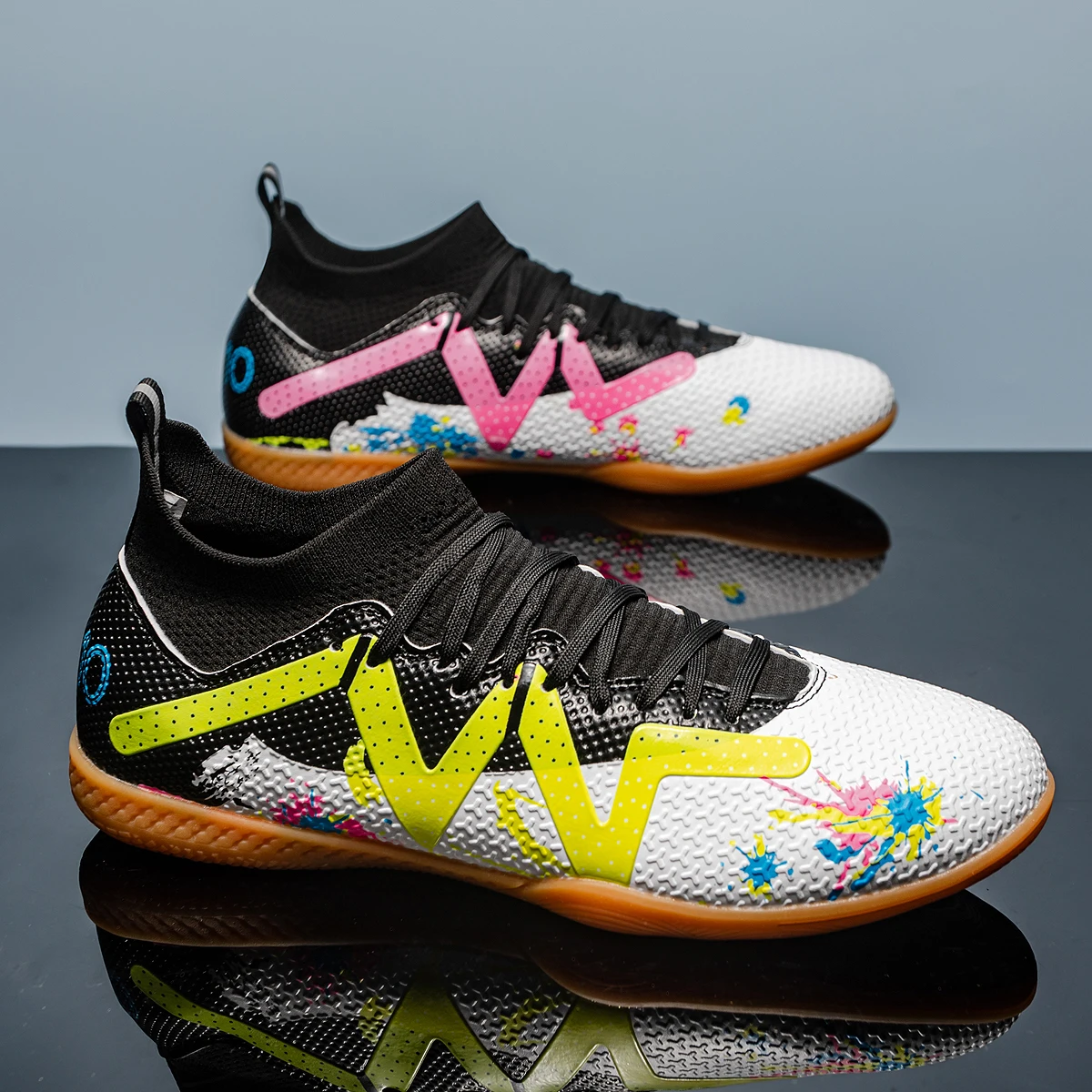 

Professional Men's Indoor Flat Bottomed Football Shoes Adult Durable Comfortable Training Shoes Teenagers Non Slip Soccer Shoes