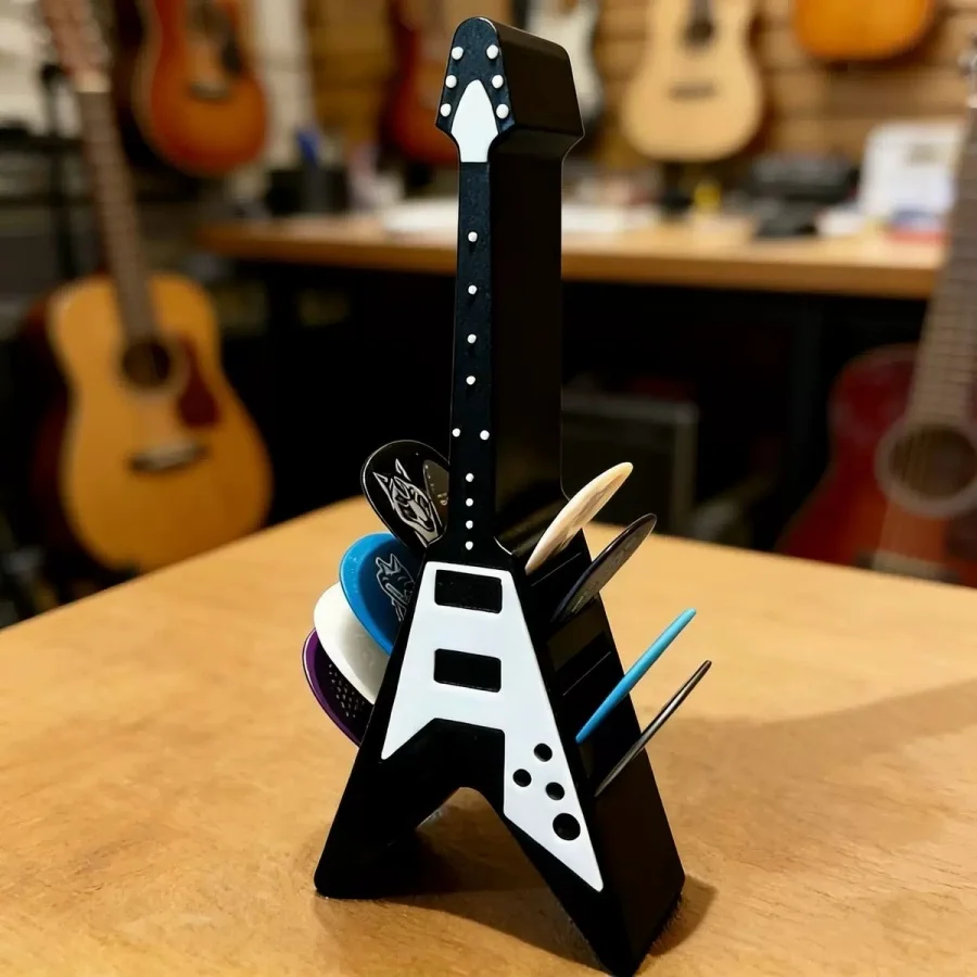 Flying‑V Style Guitar Pick Holder Creative Desktop Guitar Picks Storage Rack Musical Instrument Guitar Accessories Desk Decor Or
