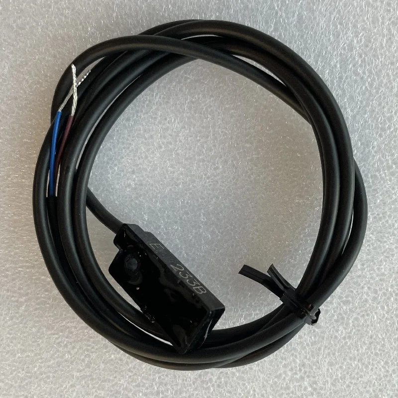 Picture 4: APS412SE APS4-12S-E For KOYO Proximity Switch Sensor