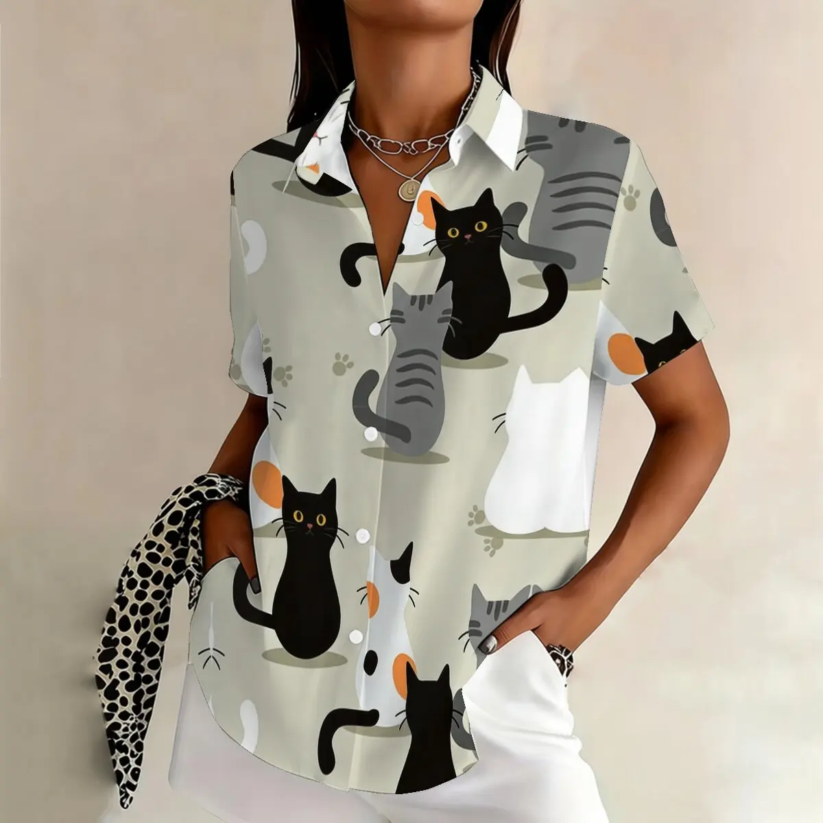 

Летняя модная женская рубашка с коротким рукавом и отложным воротником больших размеров, с милым кошачьим принтом, игривая, повседневная и стильная, идеально подходит для прогулок.