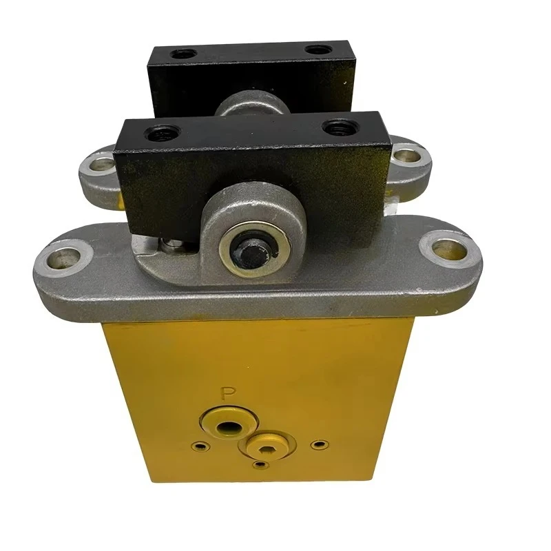 

SK200-3 SK120-3 Excavator Travel Pilot Control Valve Foot Valve for Construction Machinery Parts for Machinery Shops