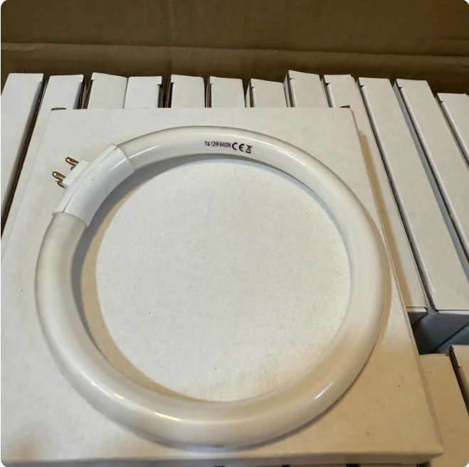 Ring Light Desk Small - مصباح حلقي فلورسنت T4 بقوة 12