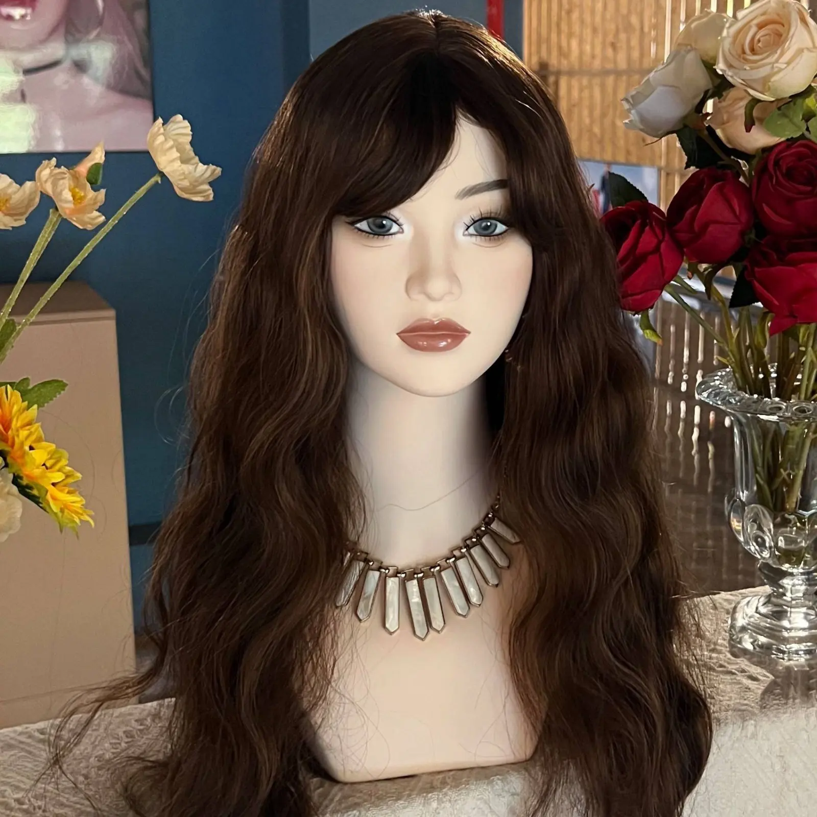 ヘアピースディスプレイヘッド軽量女性ヘッドモデル帽子ディスプレイバスト安定性があり、美容室に使いやすい