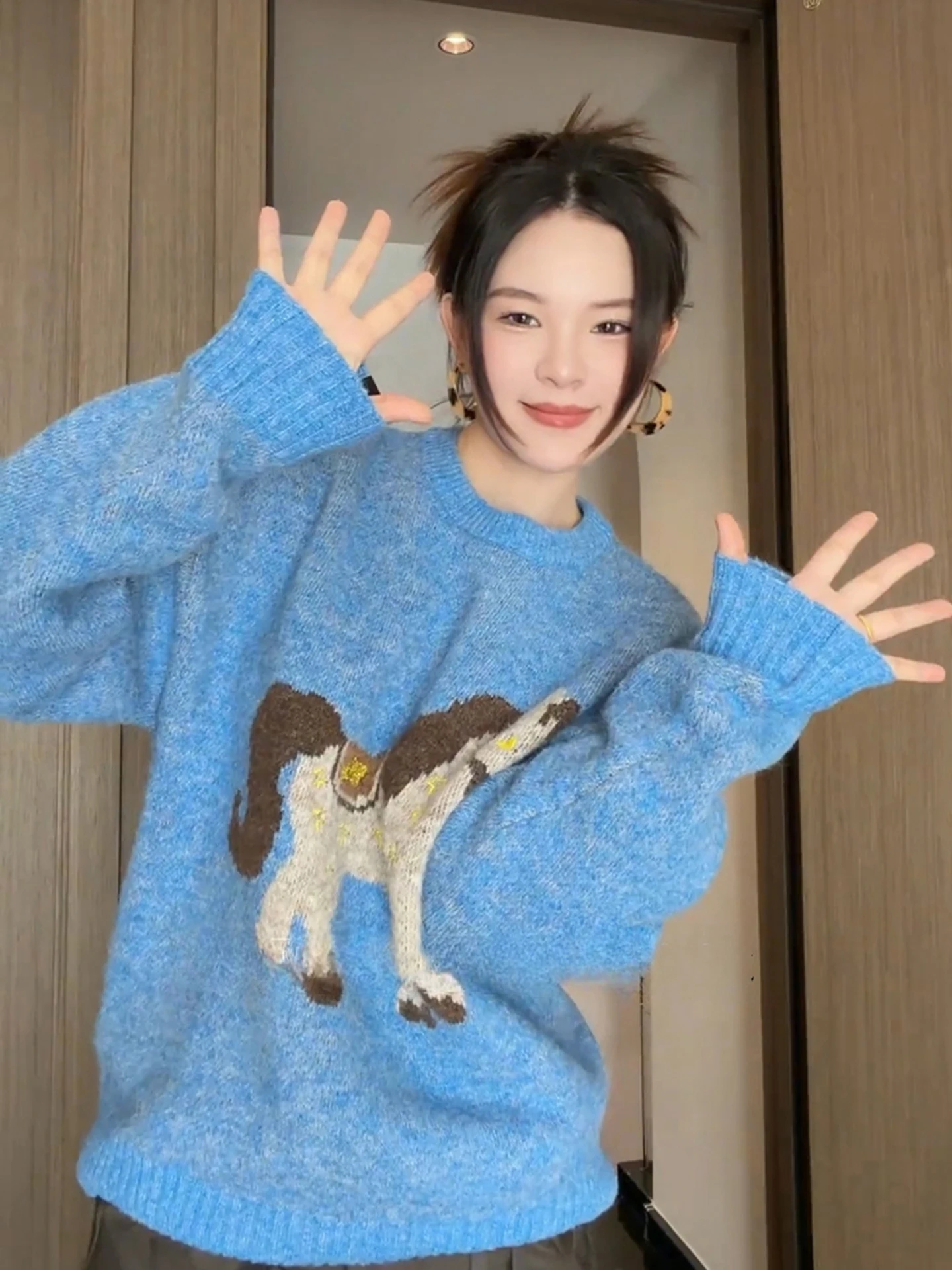 

Blue Knitted Sweater Men's Winter Lazy Sle round Ne Embroidered American Inner Woolen irt Design Sense Year