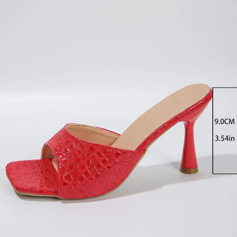 Sandales carrées en cuir PU pour femmes, chaussures d'extérieur ouvertes, décontractées, confortables, pantoufles de bureau pour dames, nouvelle mode d'été 2024