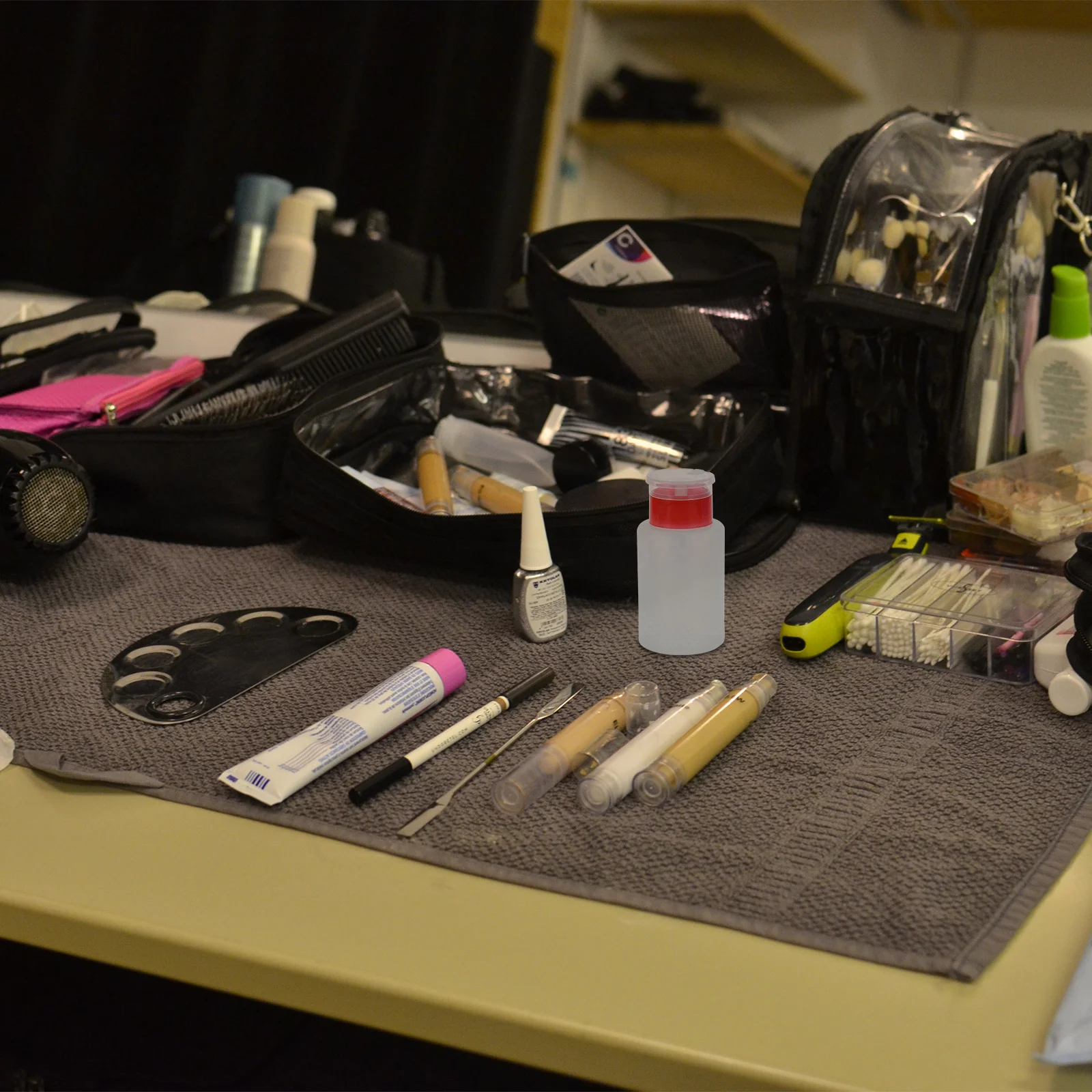 4 قطعة مزيل طلاء الأظافر زجاجة مضخة موزع الضغط الحاويات مانعة للتسرب لتخزين السائل مسمار الفن زجاجة فارغة