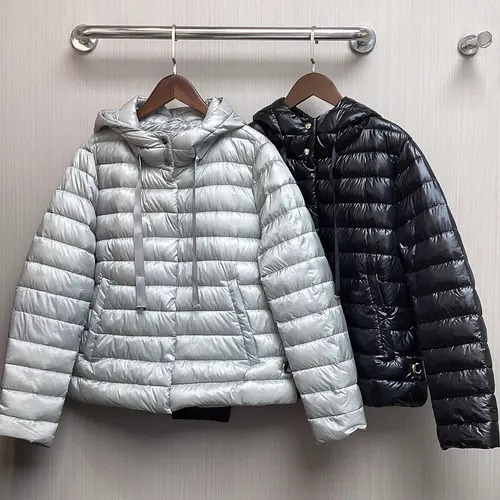 أسفل المعاطف