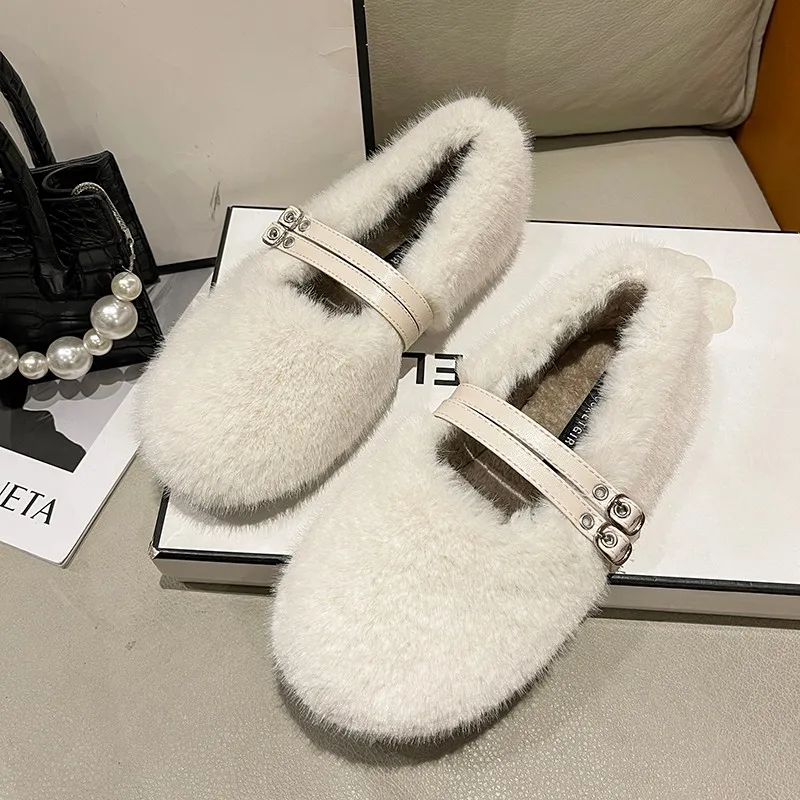 Women's 2022 Winter New Fashion Casual Network Red Korean Ins Thickened Plush Versatile Warm and Comfortable Flat Wool Shoes