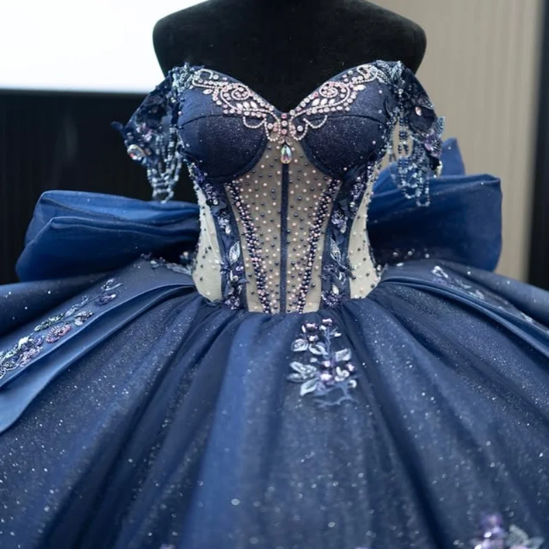 

Блестящее темно-синее платье Quinceanera с открытыми плечами, кружевное блестящее платье с цветочной наклейкой и бантом, платья de 15, Quinceanera ﻿ Индивидуальный