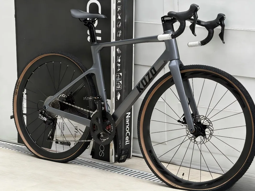 

700C Carbon Fiber Gravel Bike 24 Speed Hydraulic Disc Brake Lightweight Racing Adventure Off Road Adult Cycling Bicycle